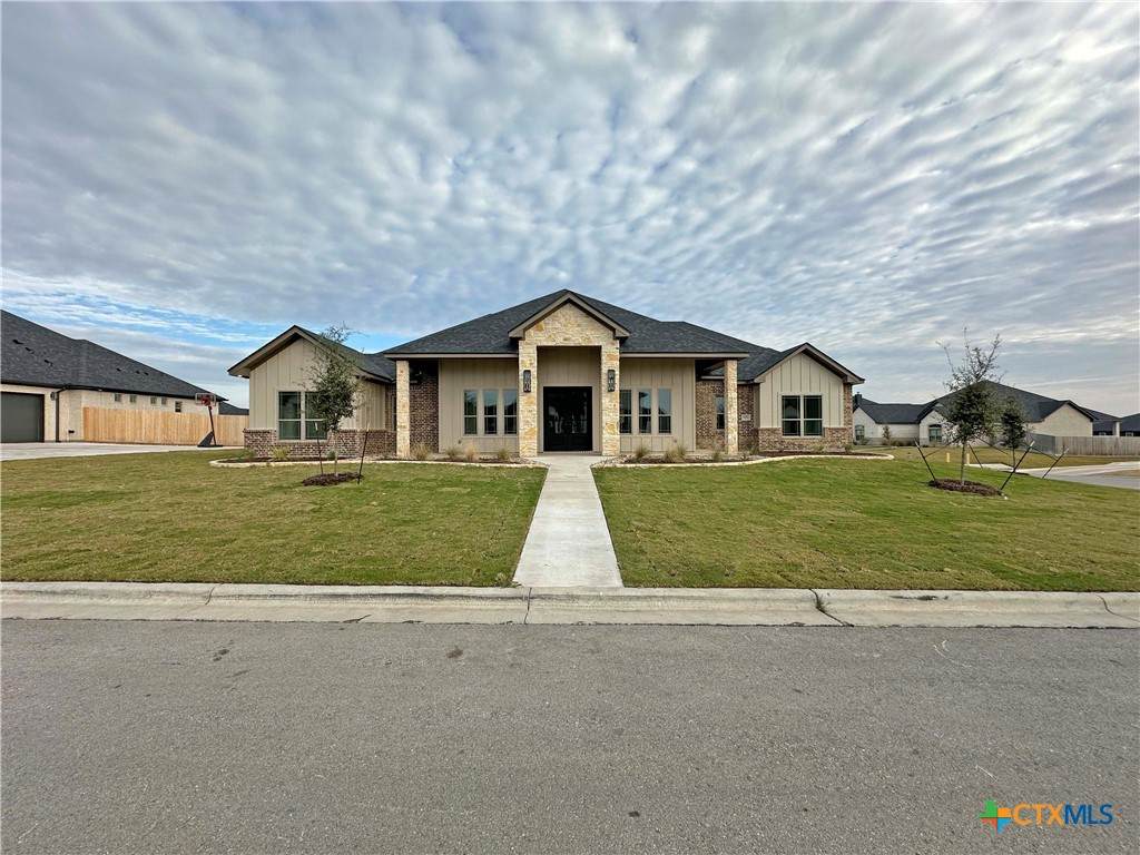 9016 Blackhawk Drive - Photo 1