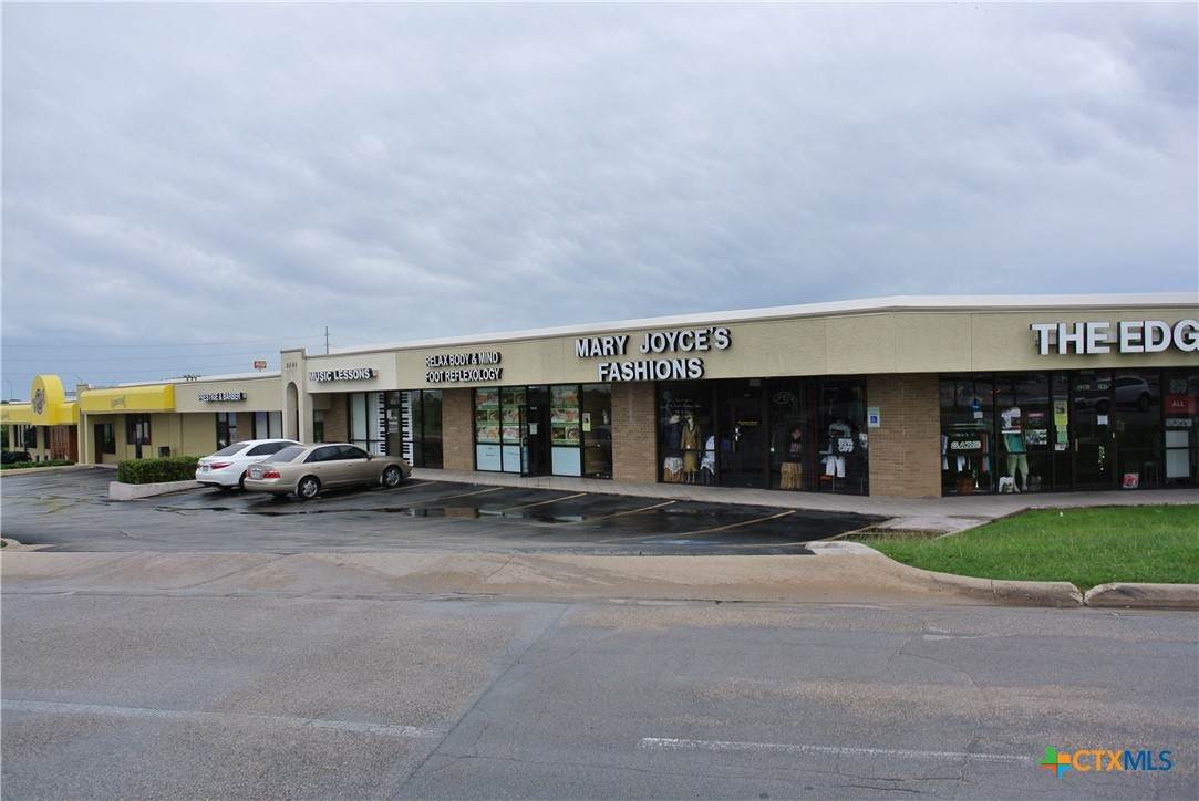 2301 Central Texas Expressway - Photo 1
