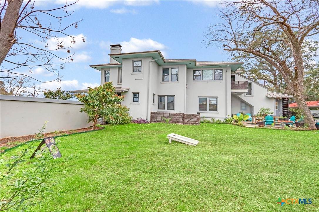 503 Austin Street - Photo 1