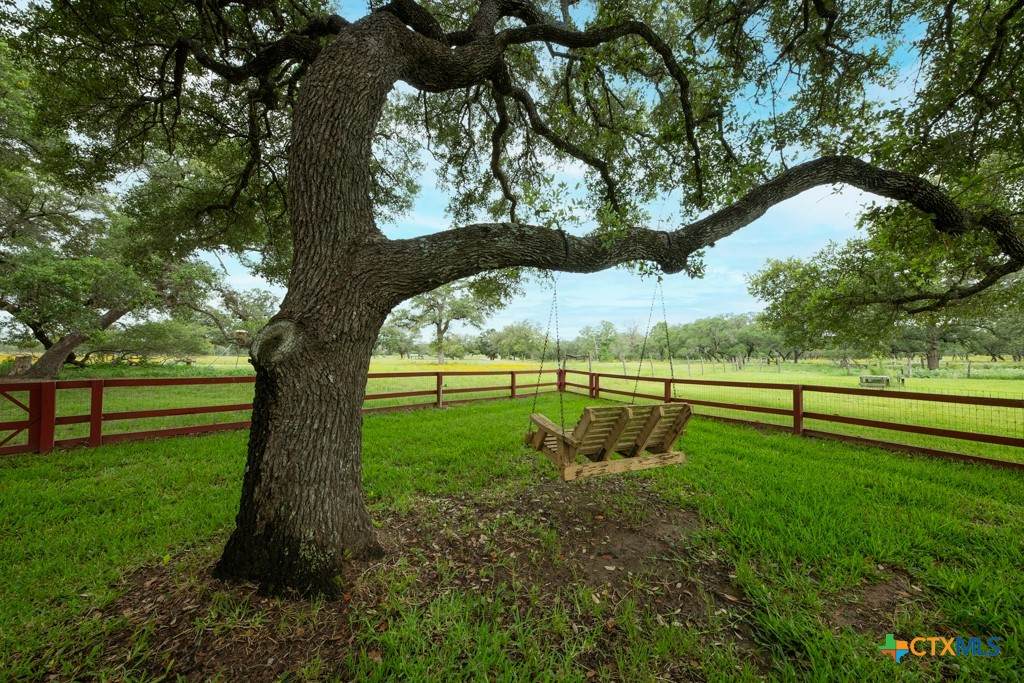 https://bt-photos.global.ssl.fastly.net/centraltx/orig_boomver_3_607456-2.jpg