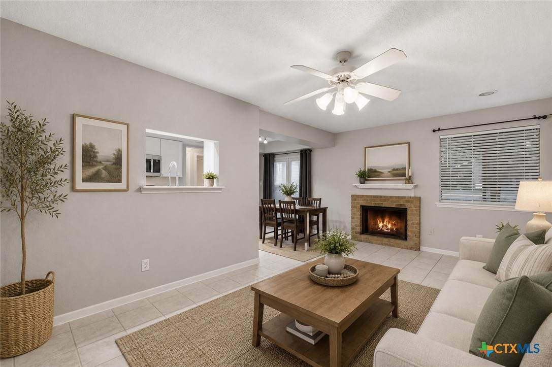 421 San Antonio Street - Photo 1