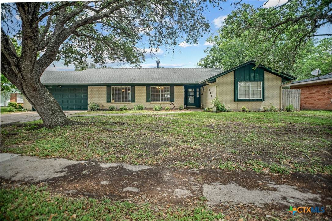 1706 College Drive - Photo 1