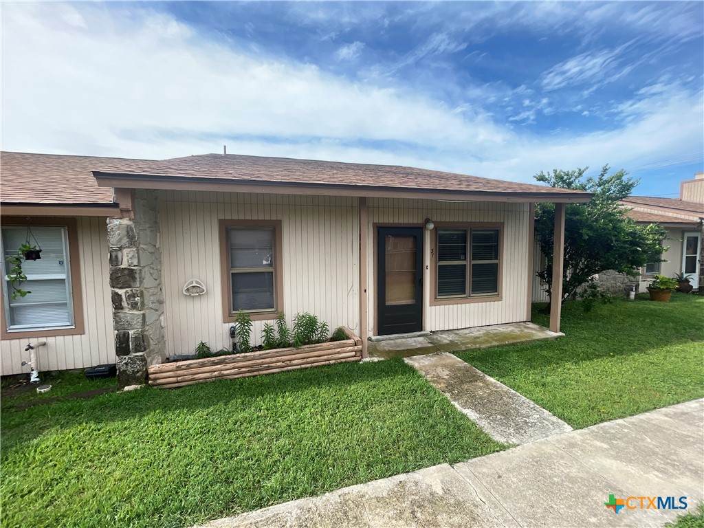 1051 Country Club Drive - Photo 1