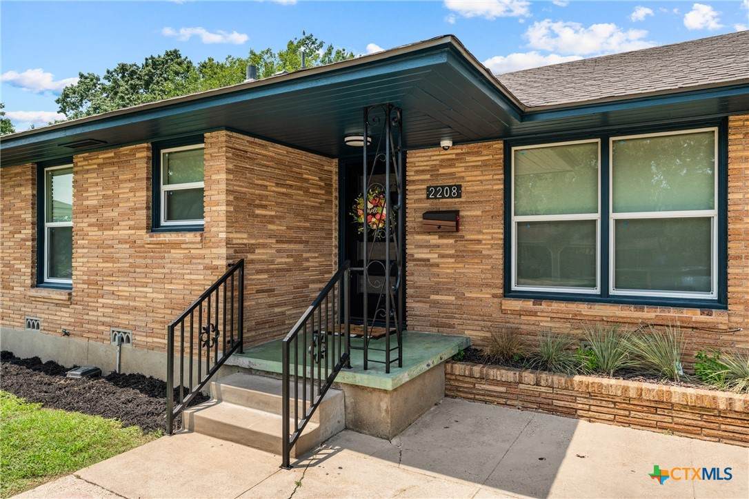 2208 44th Street - Photo 1