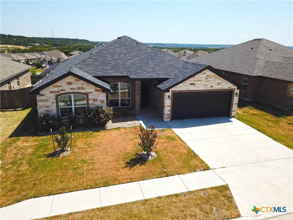 211 Fawn Ridge Drive - Photo 1