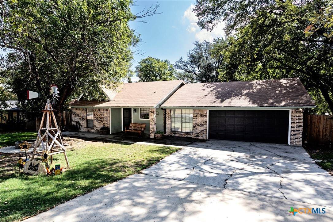 3020 Oakwood Drive - Photo 1