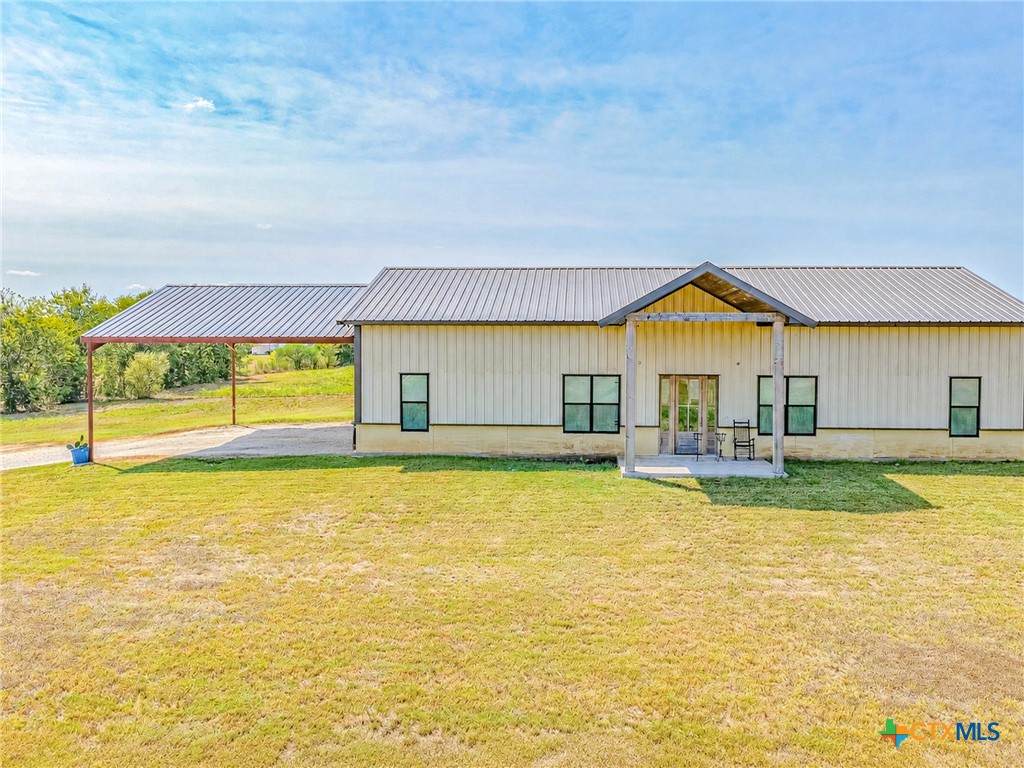 487 County Road 301 - Photo 1