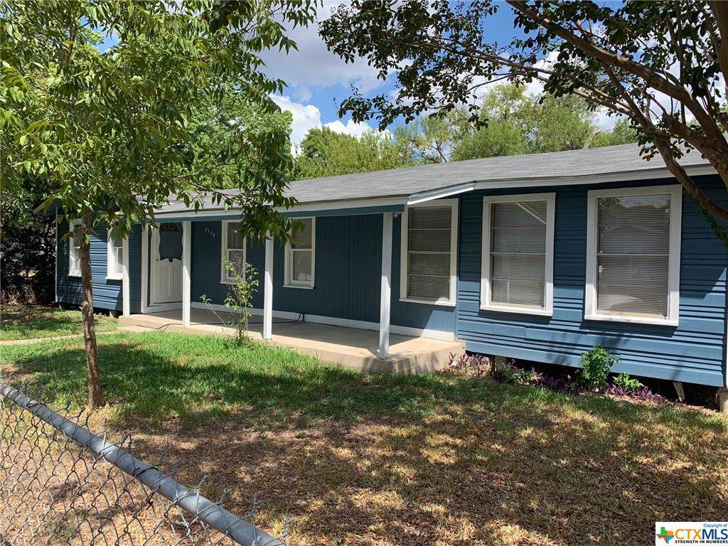 2115 Louise Street - Photo 1