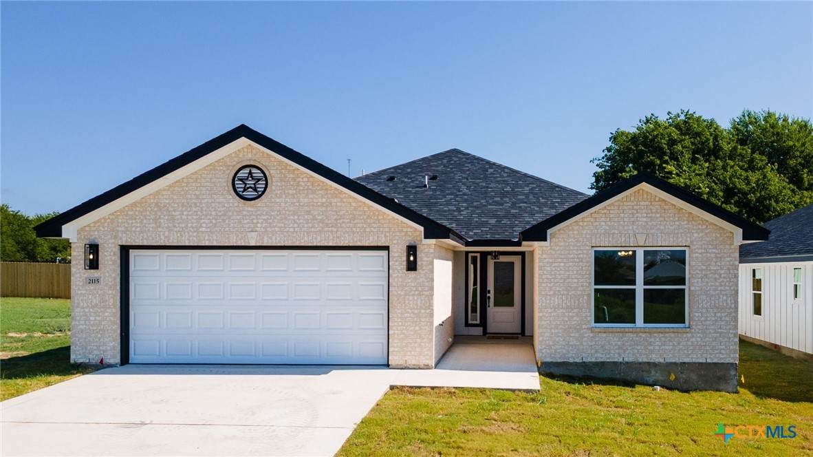 2115 Blackhawk Loop - Photo 1
