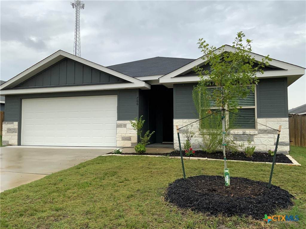 766 Freedom Circle - Photo 1