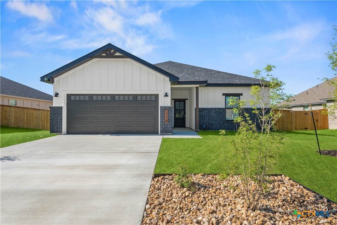 1718 Paint Horse Trail - Photo 1