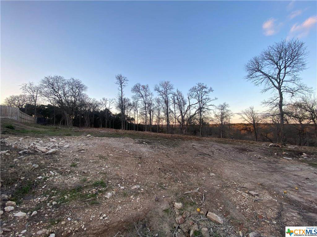 653 Creekside - Photo 1