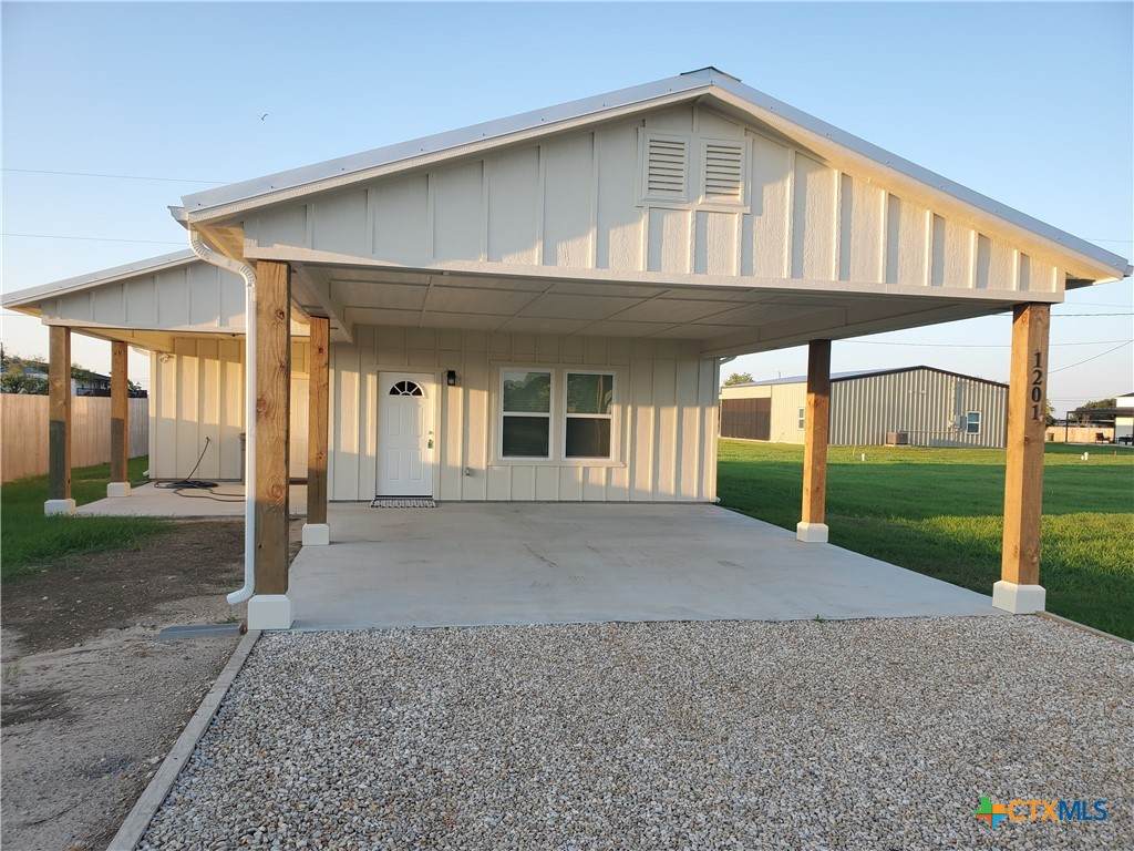 1201 Houston Avenue - Photo 1