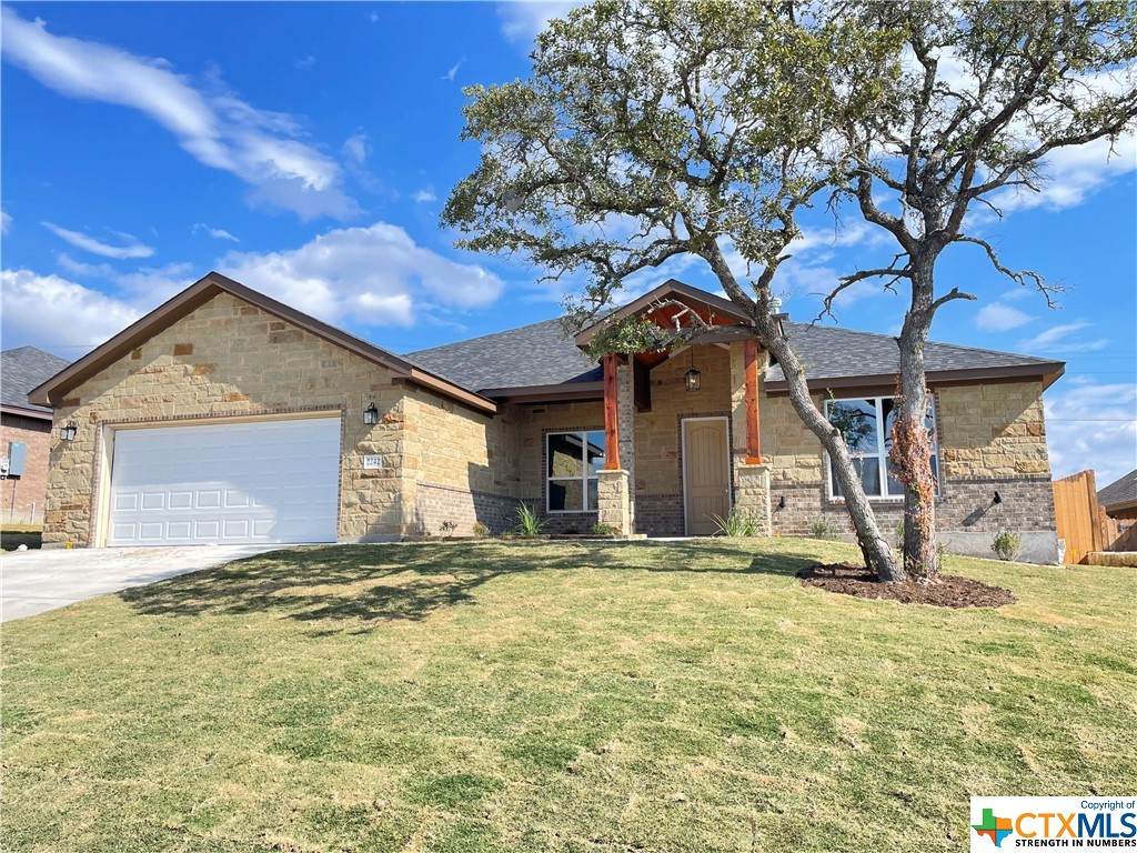 2242 Wooster Street - Photo 1