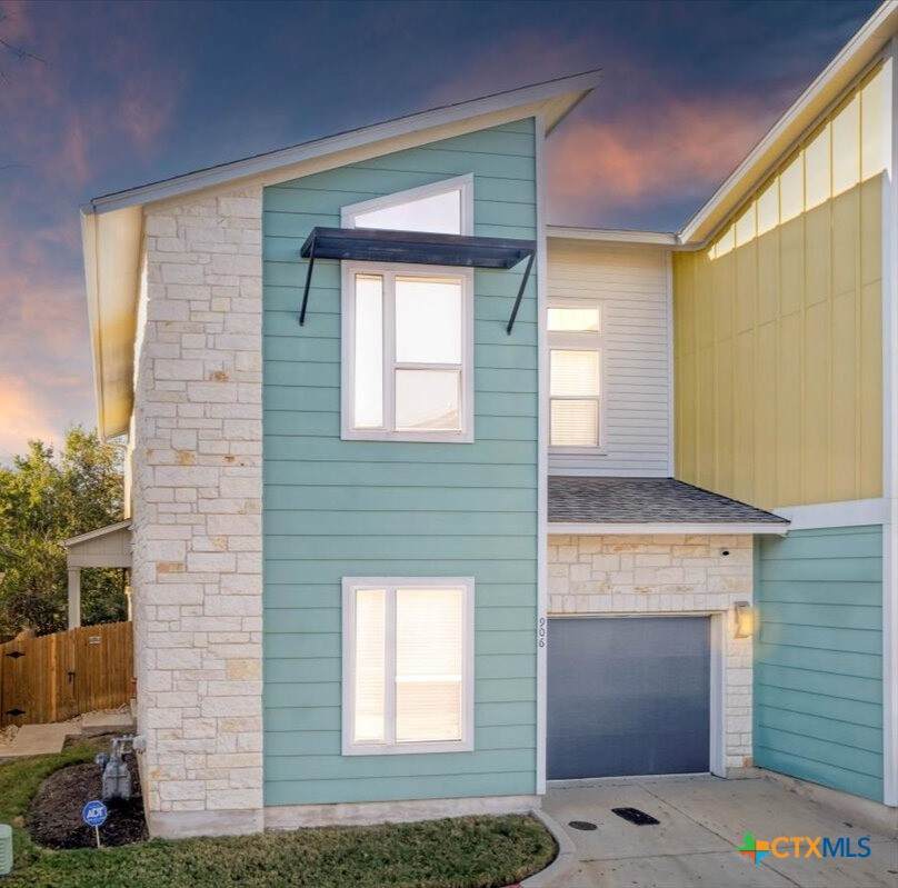 8922 Menchaca Road - Photo 1