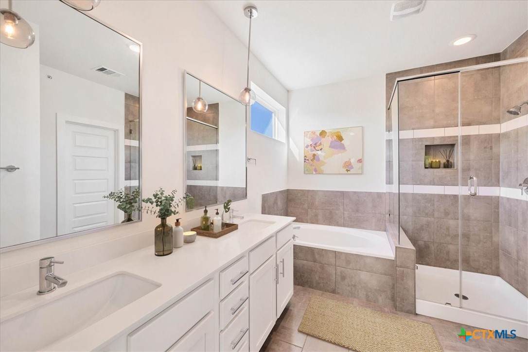 8922 Menchaca Road - Photo 1