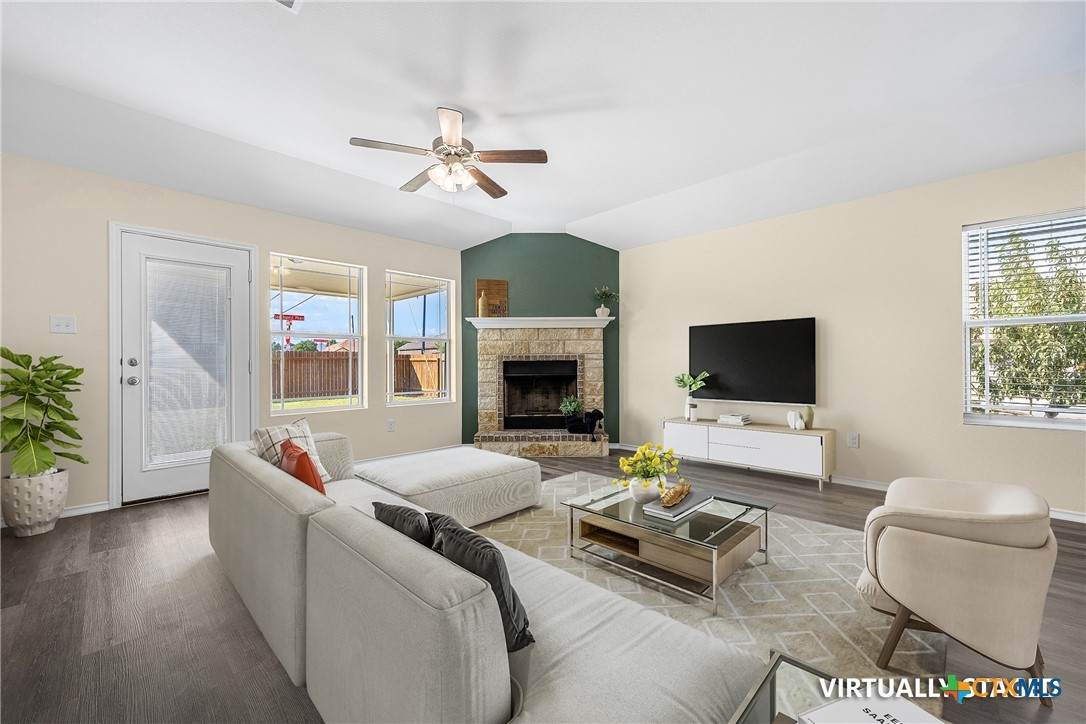 2114 Hamilton Lane - Photo 1