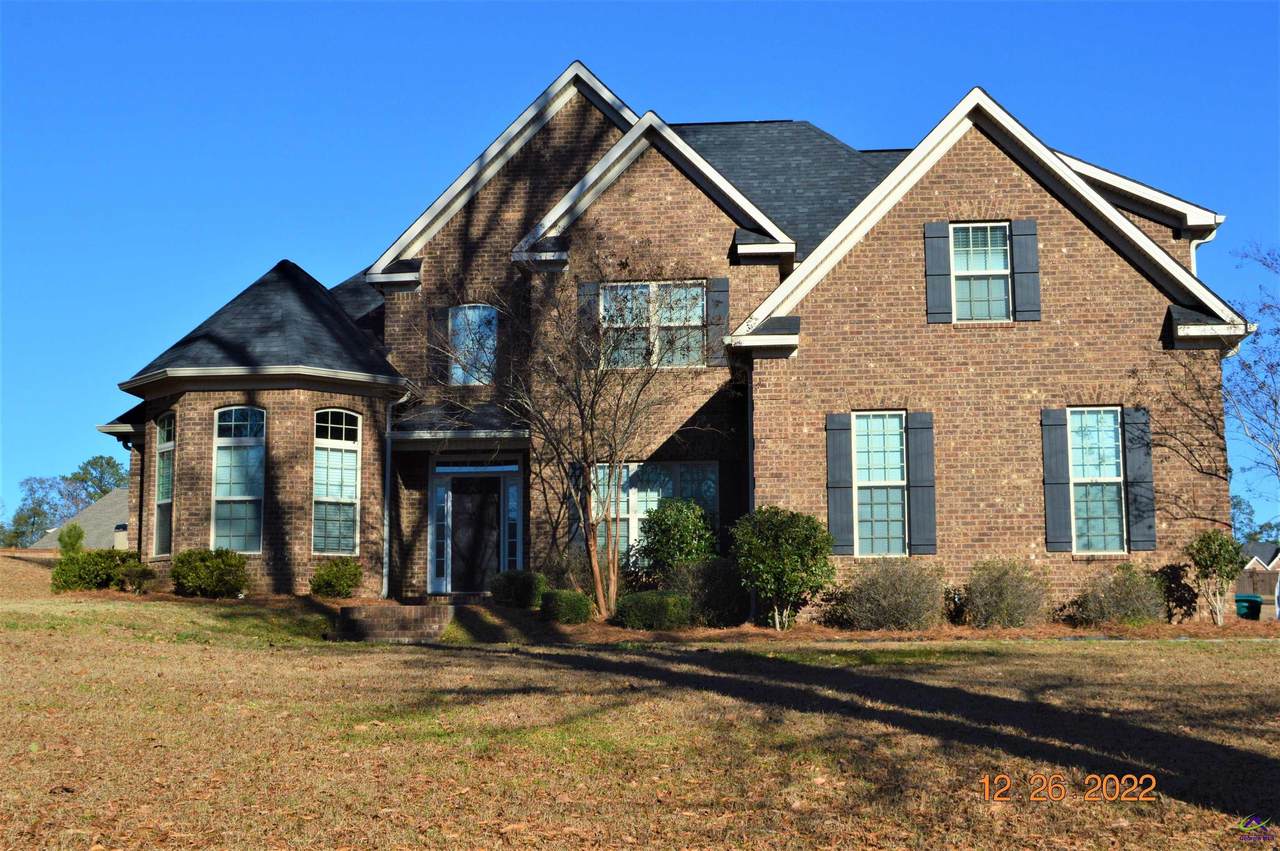 2067 Hiwassee Dr - Photo 1