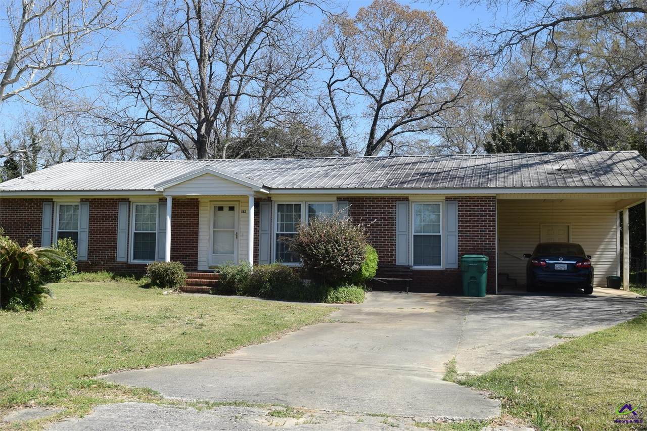 112 Lake Drive - Photo 1