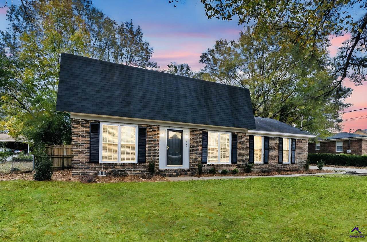 1303 Forest Hill Road - Photo 1