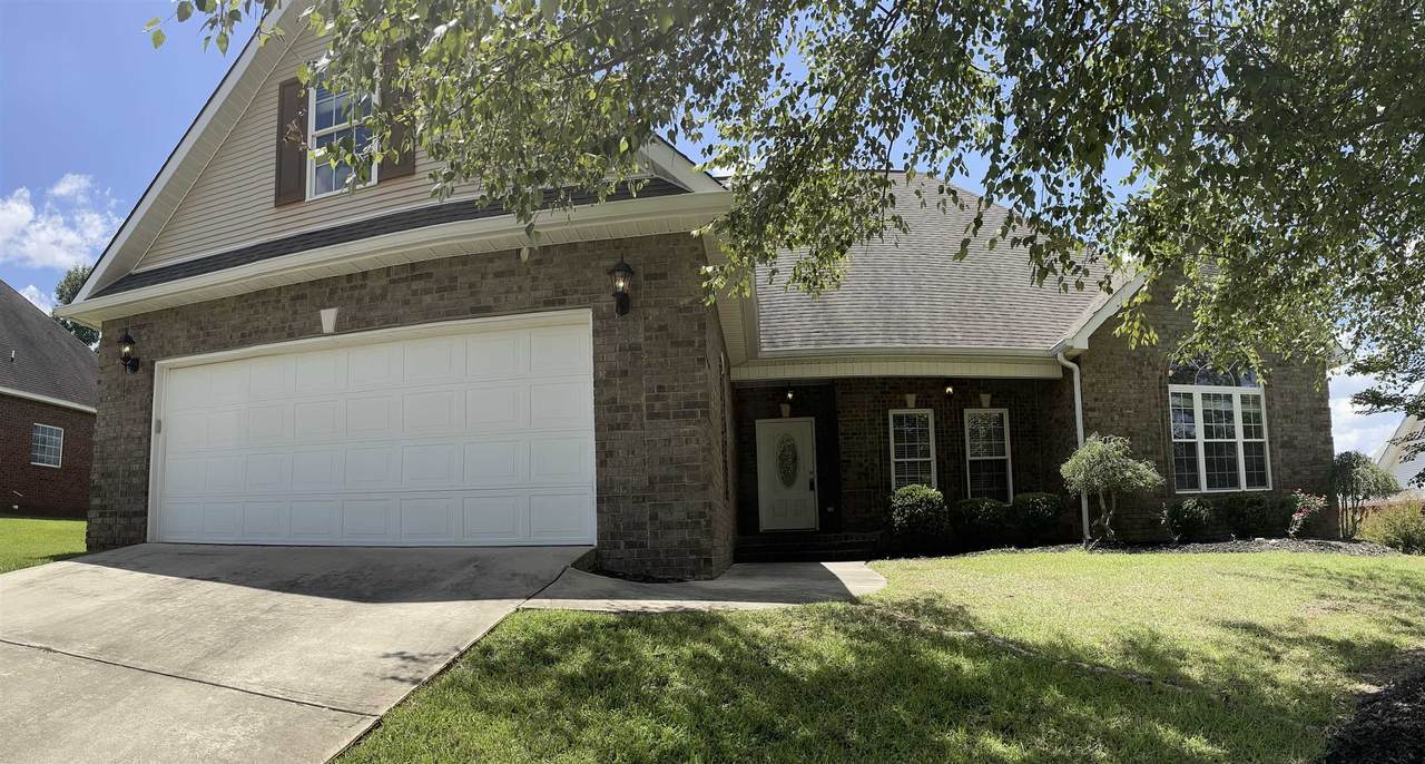 126 Berwick Cir - Photo 1