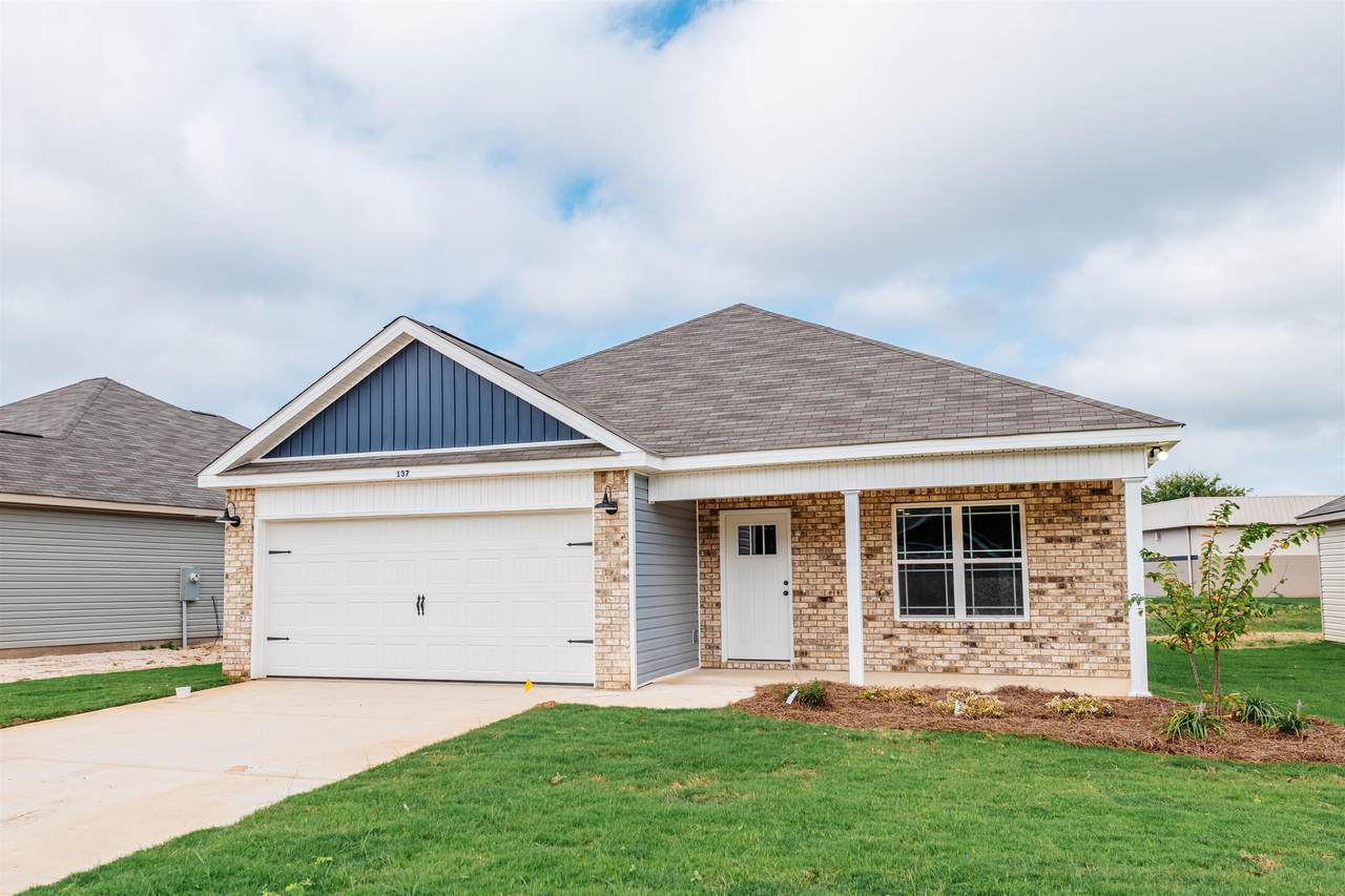 140 Hughes Drive - Photo 1