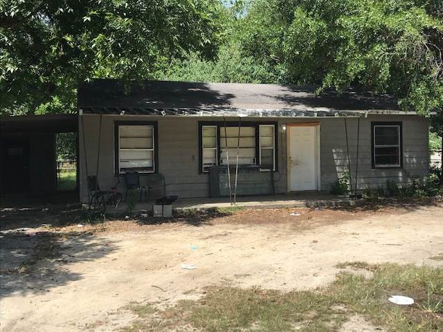 107 Smith Place - Photo 1