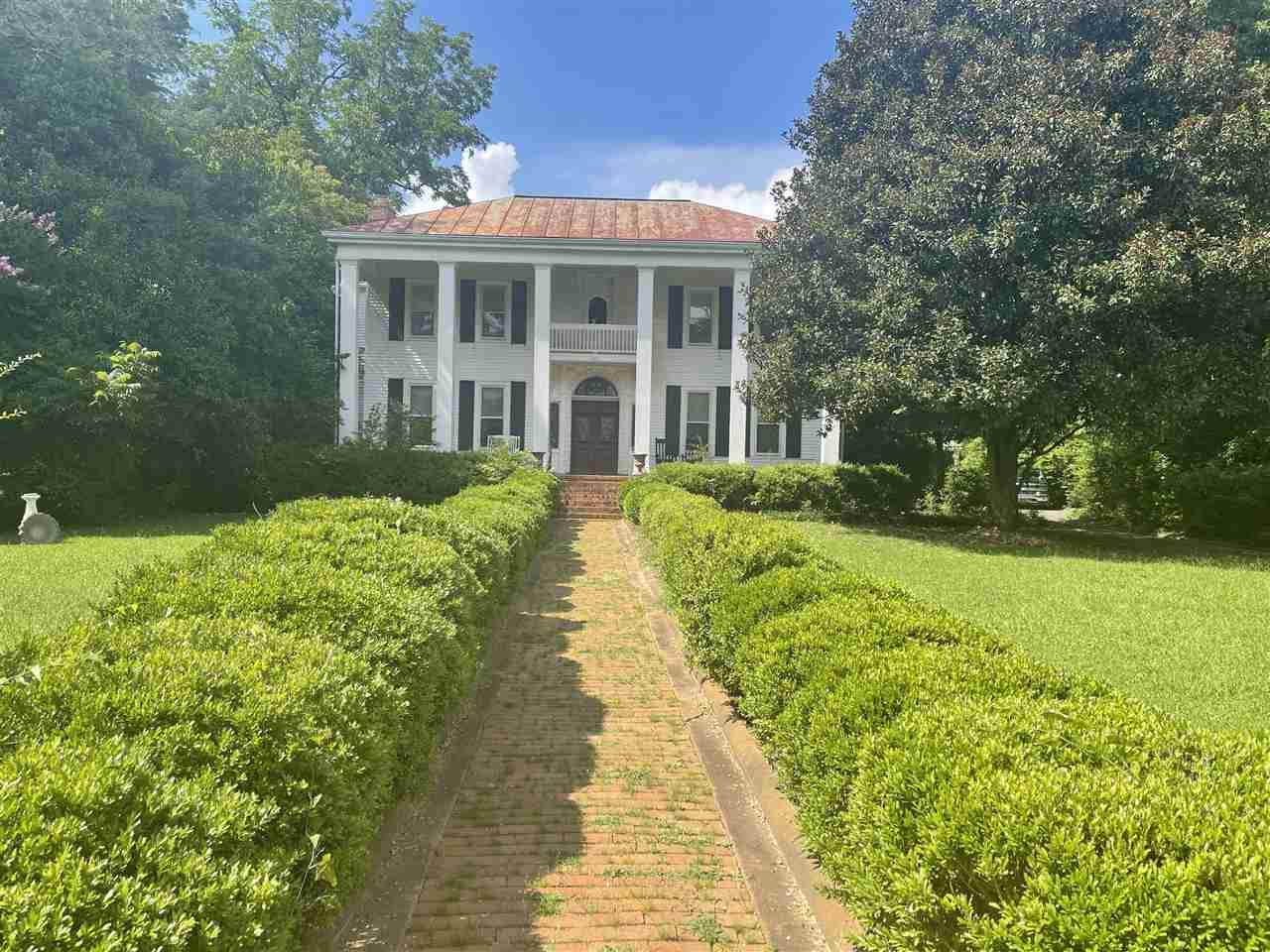 401 Main Street - Photo 1