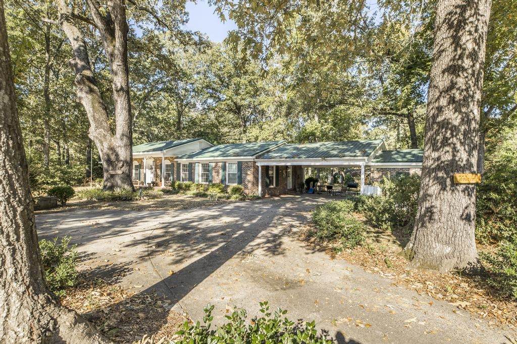 123 Amanda Place - Photo 1