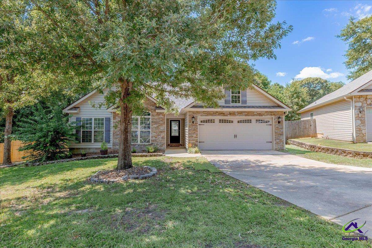 515 Wooden Eagle Trail - Photo 1