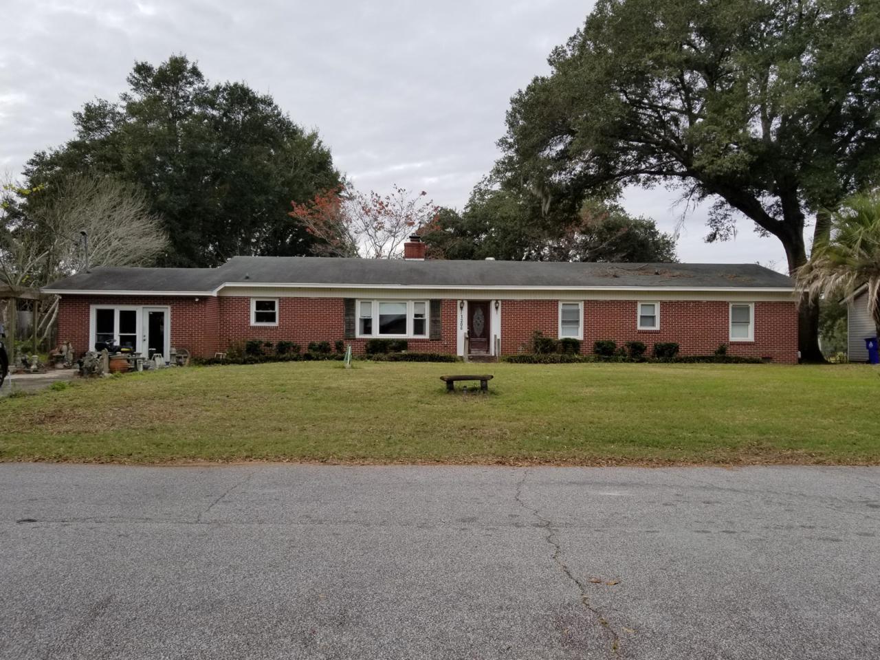 1206 Pleasant Pines Street - Photo 1