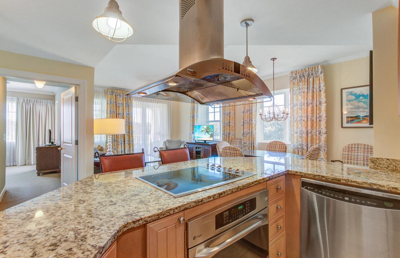 5800 Palmetto Drive - Photo 1