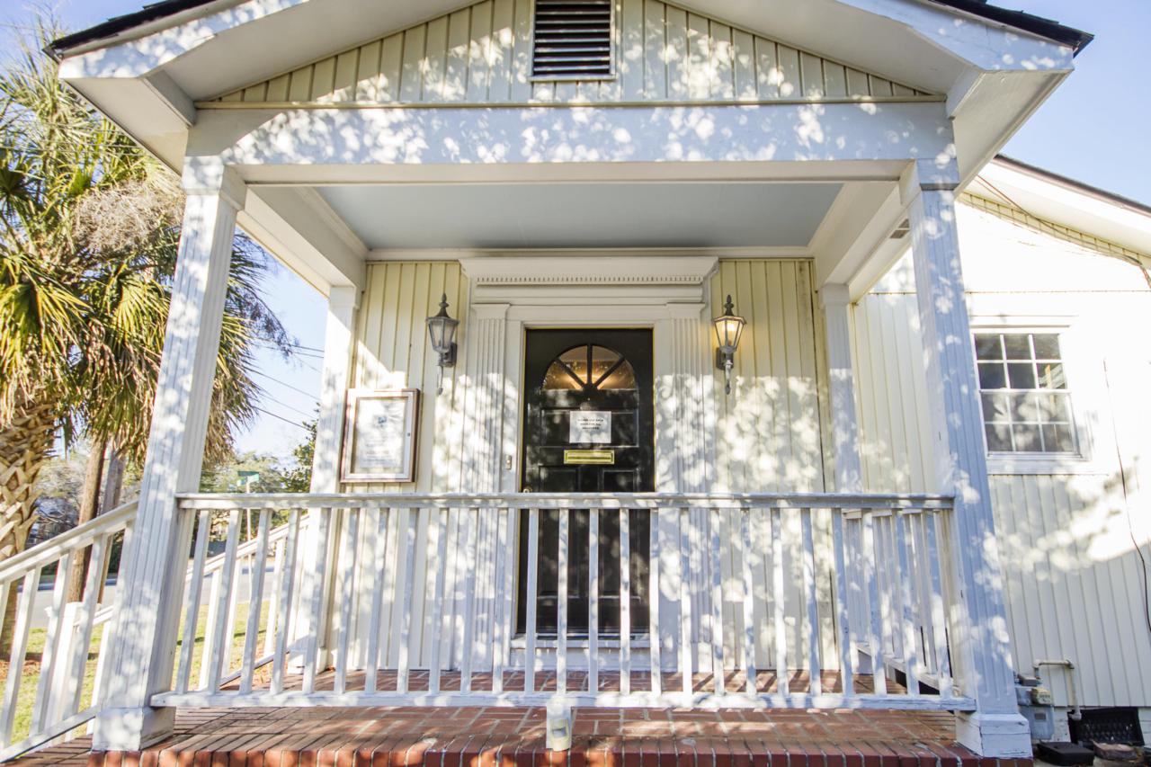 2133 Dorchester Road - Photo 1