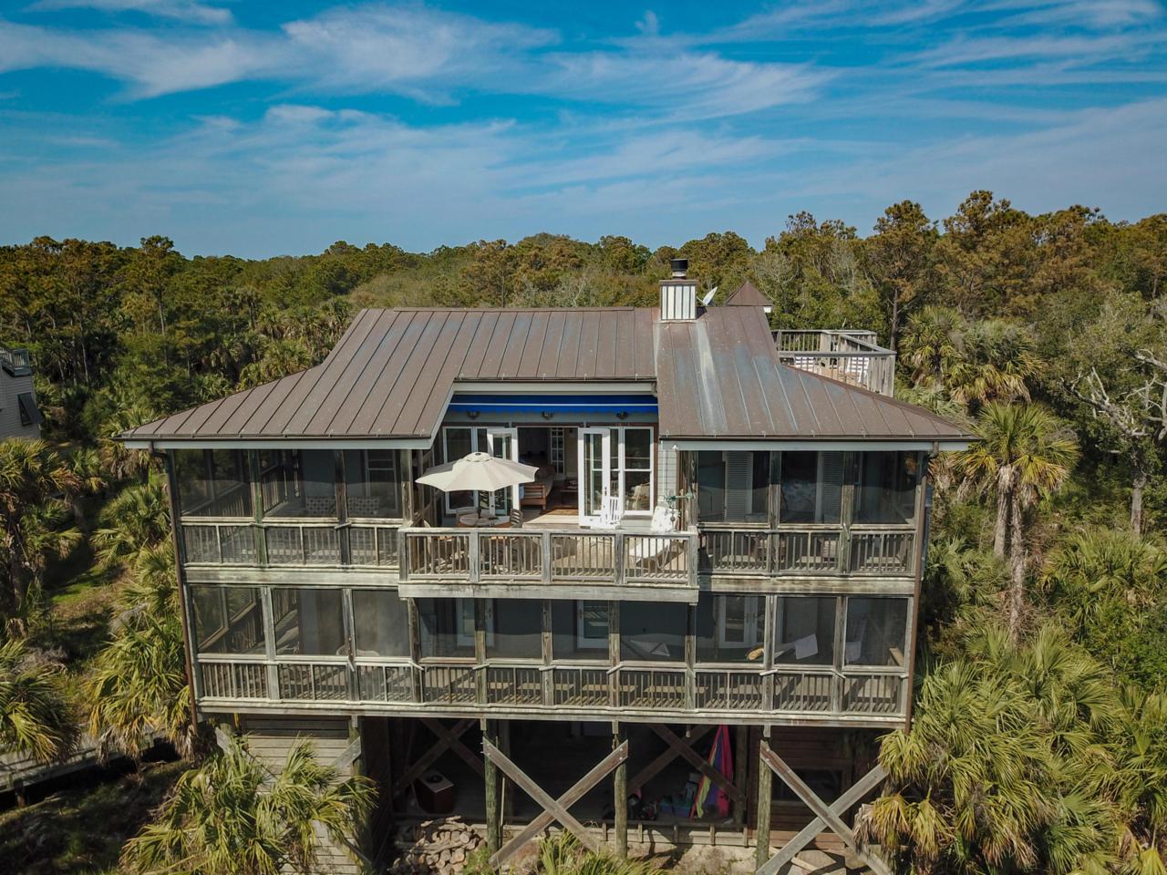 331 Pelican Flight Drive - Photo 1