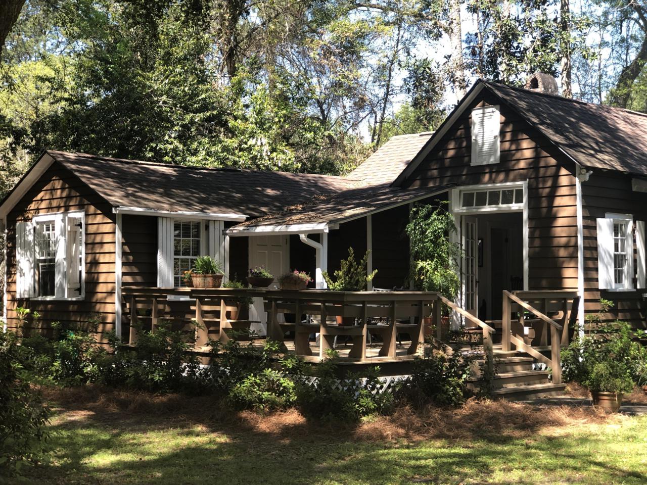 115 Marion Avenue - Photo 1