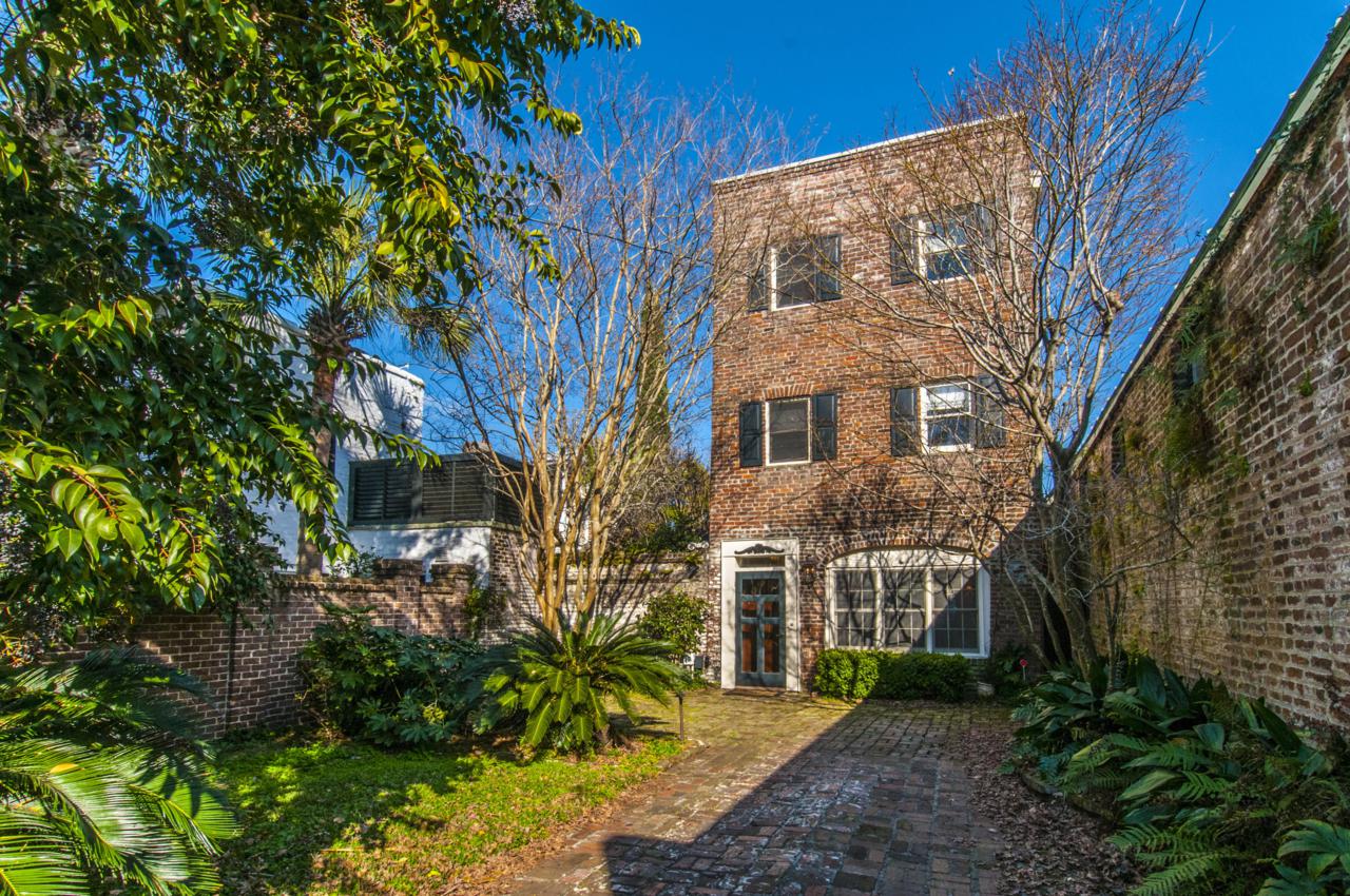 1 Motley Lane - Photo 1