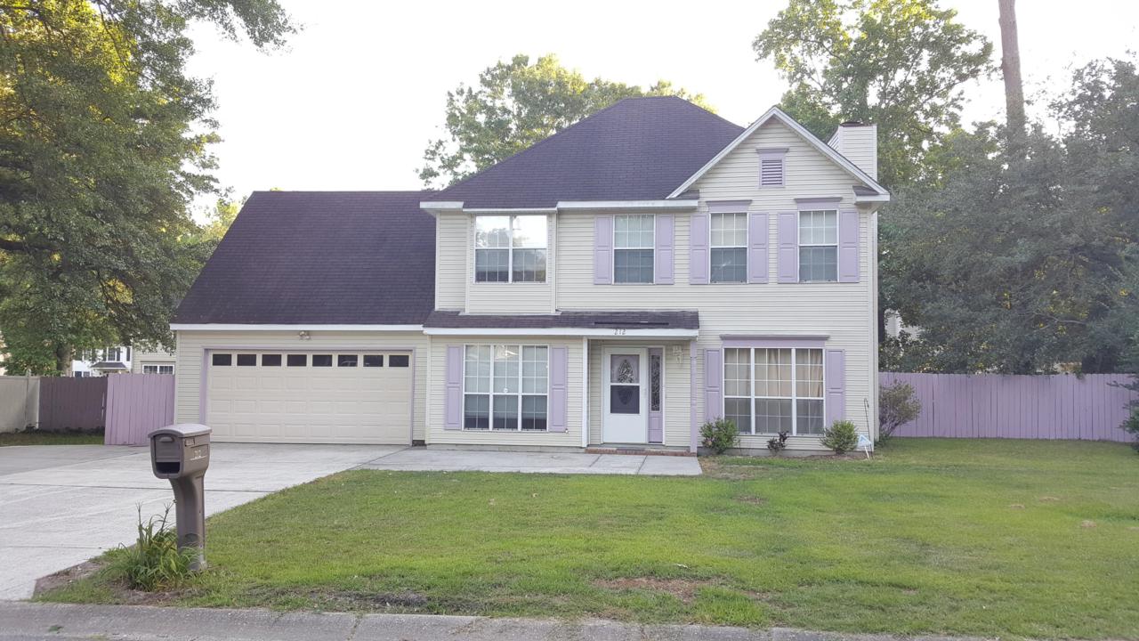 212 Mansfield Boulevard - Photo 1
