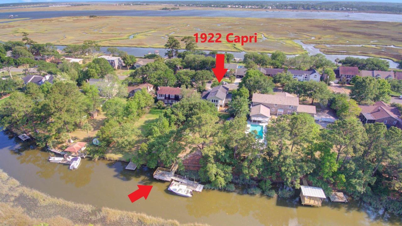 1922 Capri Drive - Photo 1