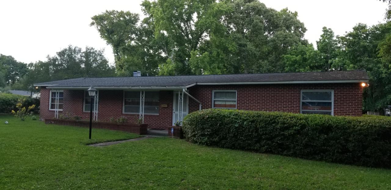 1144 Anita Drive - Photo 1