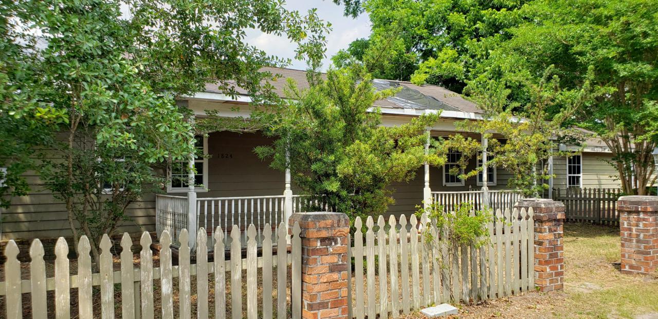 1824 Grimball Road - Photo 1
