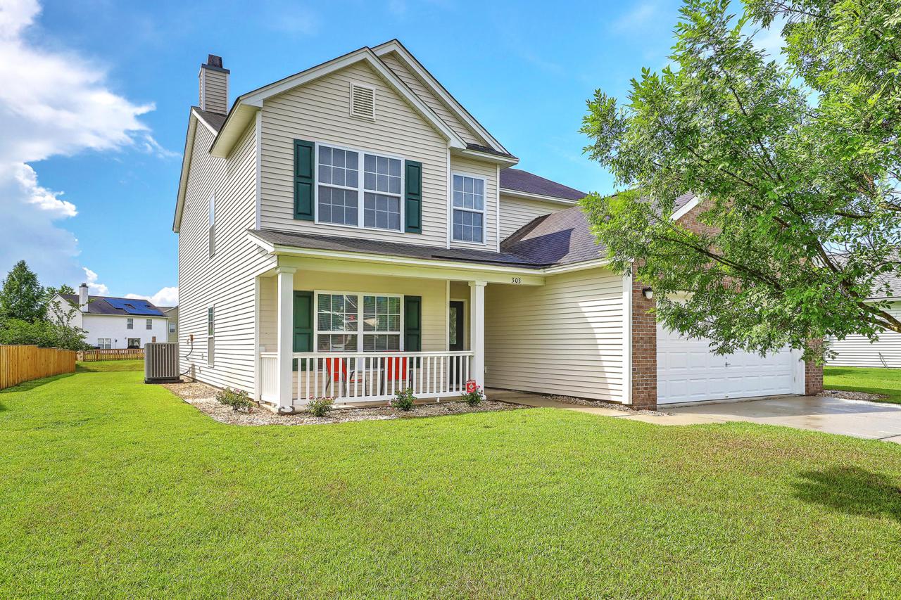 303 Waylon Drive - Photo 1