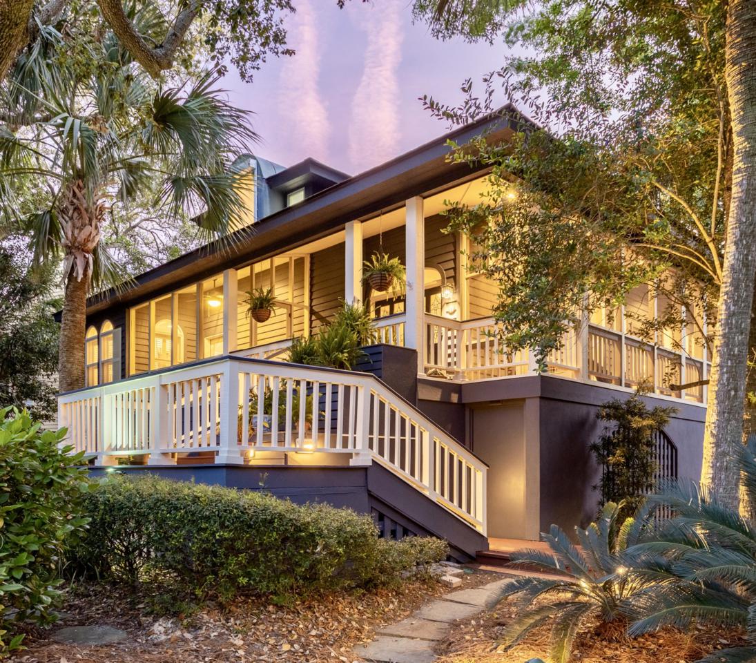 26 Beachwood W - Photo 1