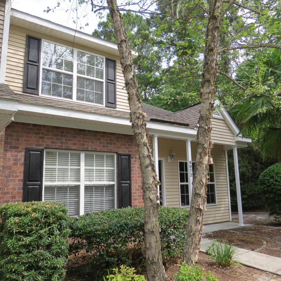 8072 Shadow Oak Drive - Photo 1