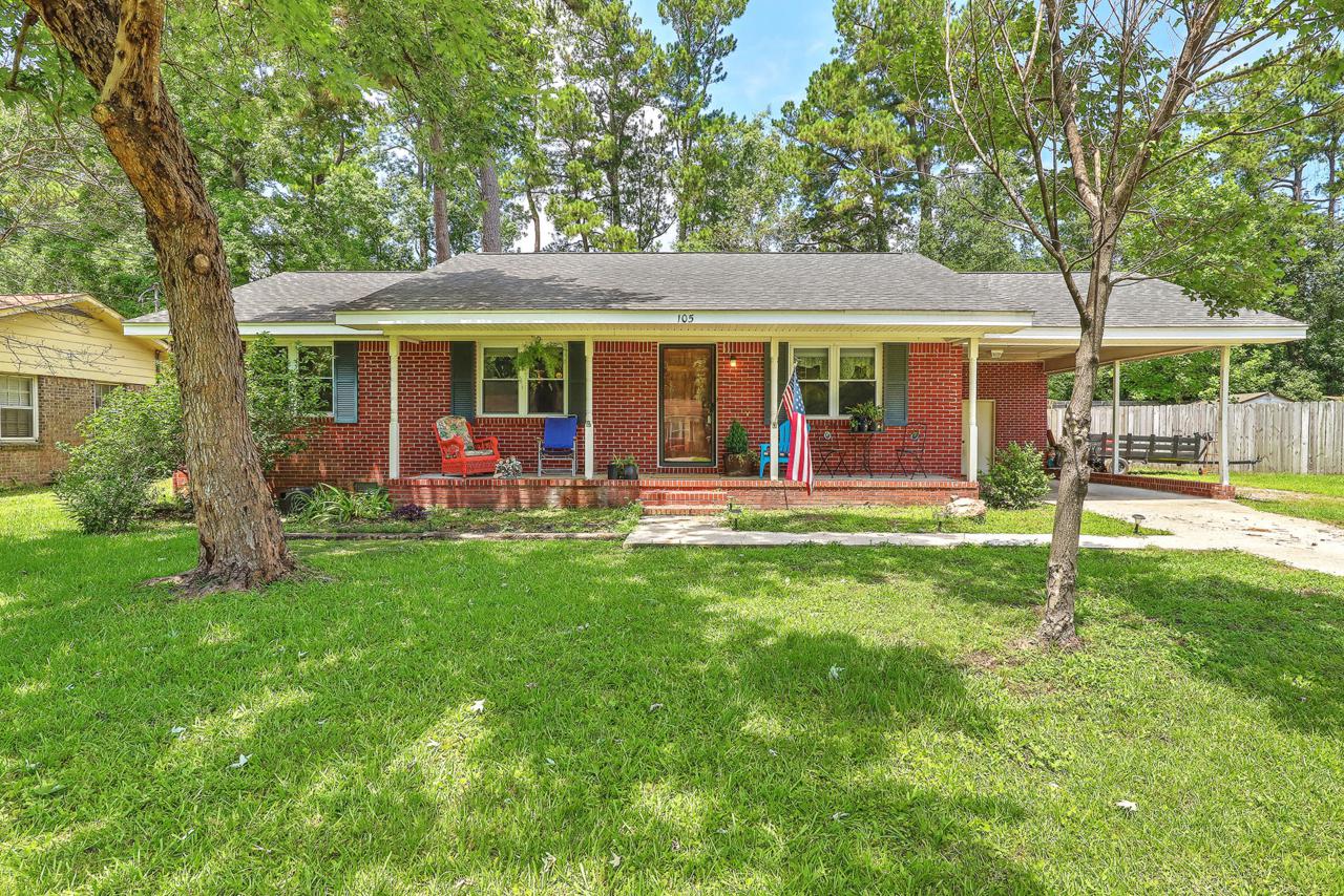 105 Merrimack Boulevard - Photo 1