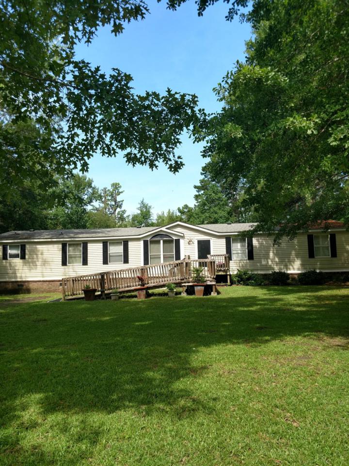 916 Hunt Drive - Photo 1