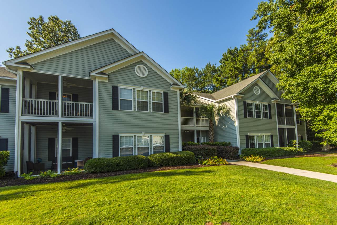 508 Elgin Court - Photo 1