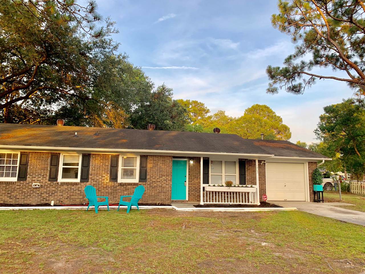 4462 Farmwood Street - Photo 1