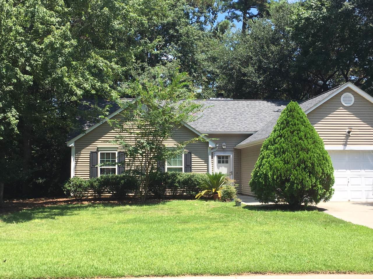 101 Ashford Circle - Photo 1