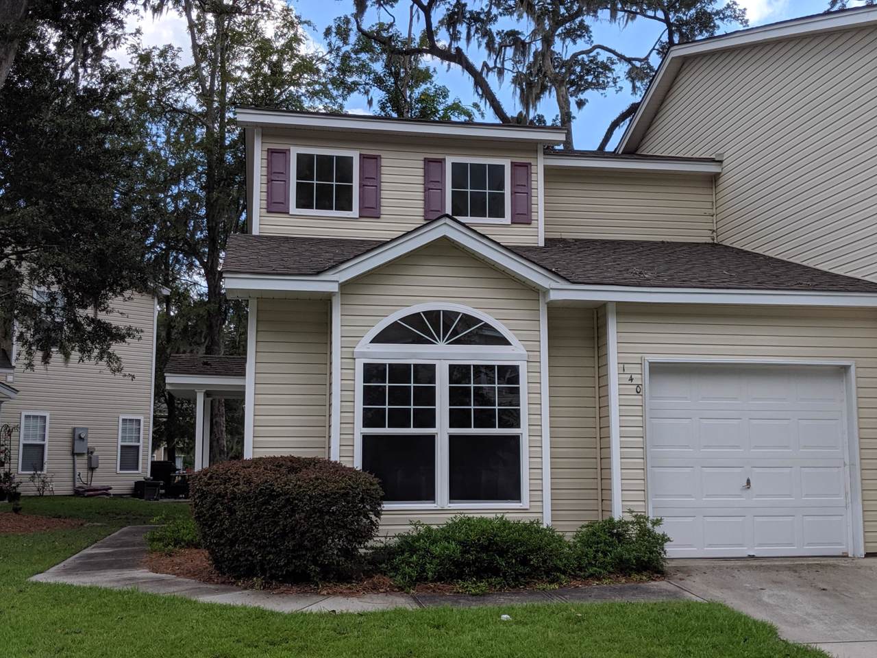 140 Grand Oaks Drive - Photo 1