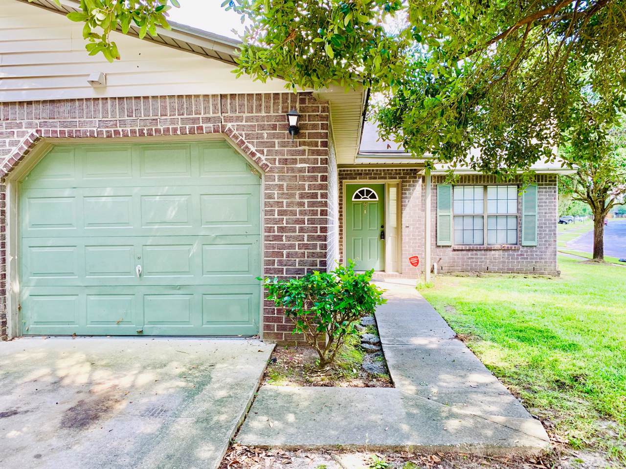 804 Temple Road - Photo 1